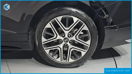 HYUNDAI GRANDEUR EXCLUSIVE
