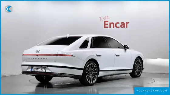 HYUNDAI GRANDEUR CALLIGRAPHY