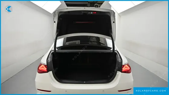 MERCEDES E-CLASS E200 AMG LINE