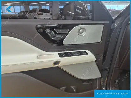 LINCOLN AVIATOR 3.0 BLACK LABEL AWD
