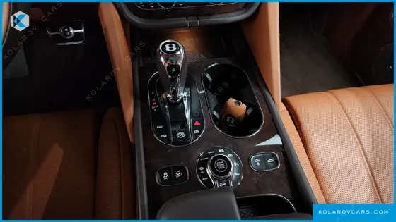 BENTLEY BENTAYGA 4.0 V8