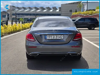 MERCEDES E-CLASS E220D AVANTGARDE