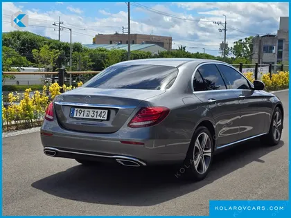MERCEDES E-CLASS E220D AVANTGARDE