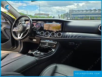 MERCEDES E-CLASS E220D AVANTGARDE