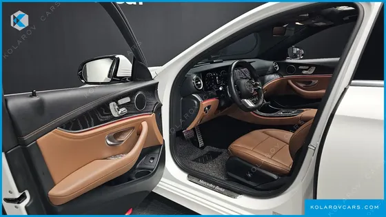 MERCEDES E-CLASS E220D 4MATIC AMG LINE