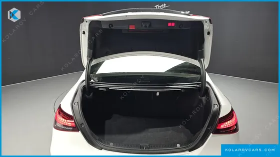 MERCEDES E-CLASS E220D 4MATIC AMG LINE