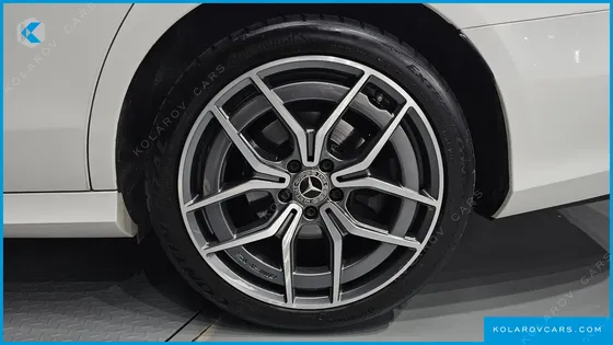 MERCEDES E-CLASS E220D 4MATIC AMG LINE