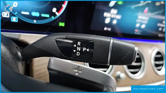 MERCEDES E-CLASS E220D 4MATIC EXCLUSIVE