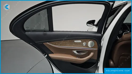 MERCEDES E-CLASS E220D 4MATIC EXCLUSIVE