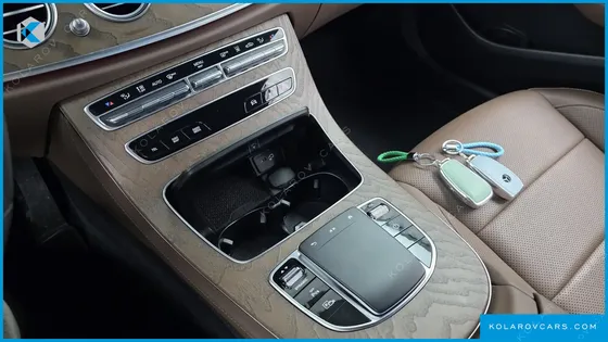 MERCEDES E-CLASS E300E 4MATIC EXCLUSIVE
