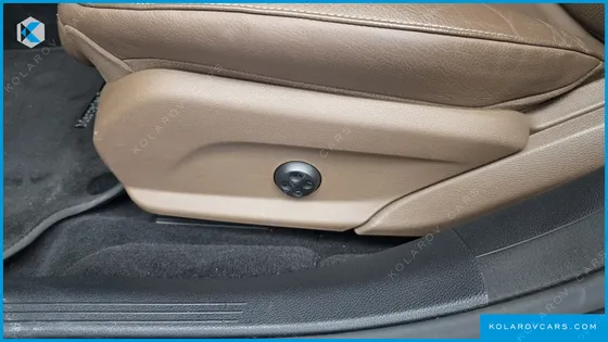 MERCEDES E-CLASS E300E 4MATIC EXCLUSIVE