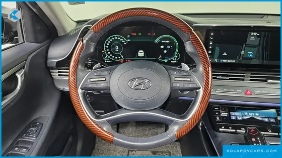 HYUNDAI GRANDEUR PREMIUM CHOICE