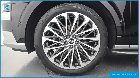 HYUNDAI PALISADE GASOLINE 2.5T 4WD 7-SEATER