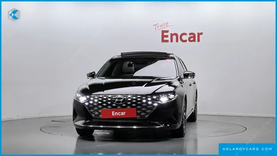 HYUNDAI GRANDEUR LE BLANC