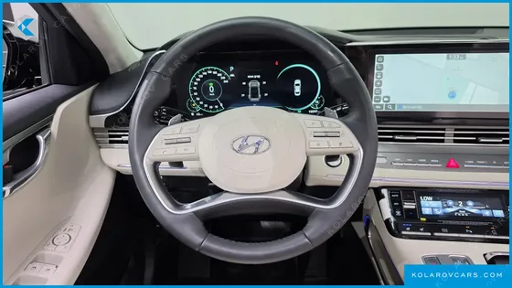HYUNDAI GRANDEUR LE BLANC