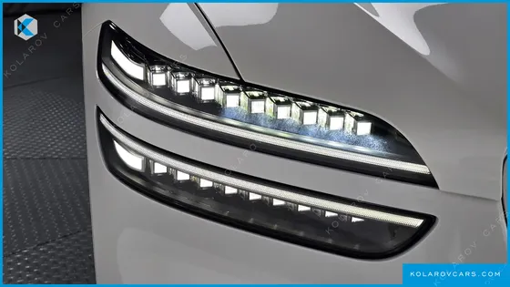GENESIS GV70 2.5T GASOLINE 2WD