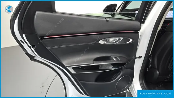 GENESIS GV70 2.5T GASOLINE 2WD