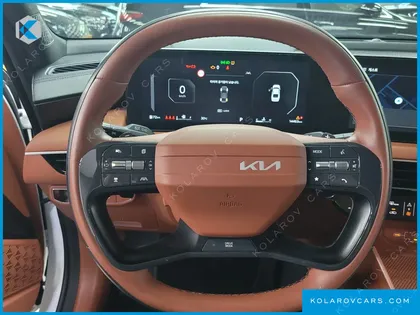 KIA K8 2.5 GASOLINE 2WD