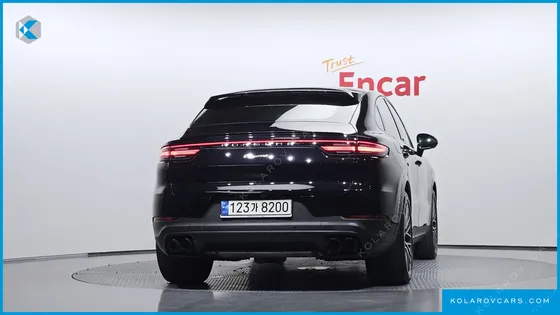 PORSCHE CAYENNE 3.0 COUPE