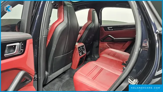 PORSCHE CAYENNE 3.0 COUPE