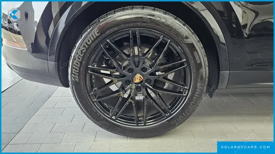 PORSCHE CAYENNE 3.0 COUPE