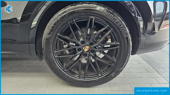 PORSCHE CAYENNE 3.0 COUPE