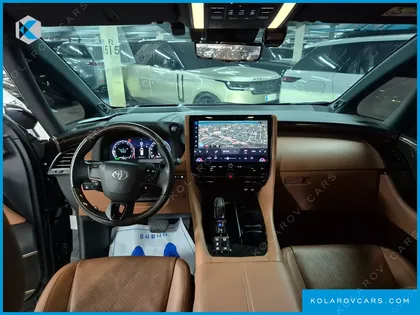TOYOTA ALPHARD 2.5 HEV EXECUTIVE AWD