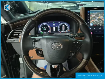 TOYOTA ALPHARD 2.5 HEV EXECUTIVE AWD