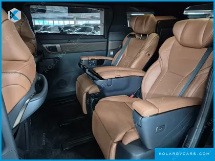 TOYOTA ALPHARD 2.5 HEV EXECUTIVE AWD