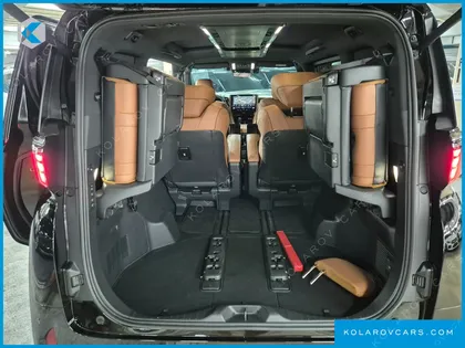 TOYOTA ALPHARD 2.5 HEV EXECUTIVE AWD