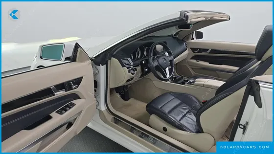 MERCEDES E-CLASS E200 CABRIOLET