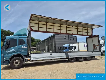 VOLVO CARGO TRUCK 8X4