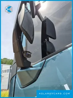 VOLVO CARGO TRUCK 8X4