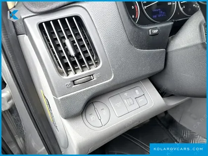 HYUNDAI GRAND STAREX NONE