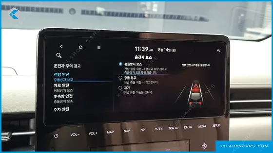HYUNDAI STARIA 4WD LOUNGE 9-SEATER