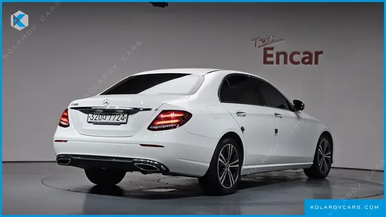 MERCEDES E-CLASS E300 AVANTGARDE