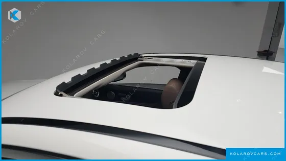 MERCEDES E-CLASS E300 AVANTGARDE