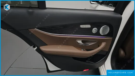 MERCEDES E-CLASS E300 AVANTGARDE