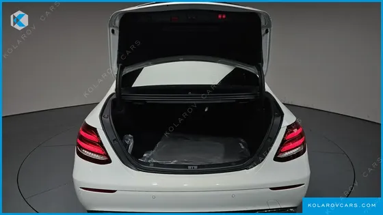 MERCEDES E-CLASS E300 AVANTGARDE