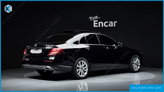 MERCEDES E-CLASS E300 4MATIC EXCLUSIVE