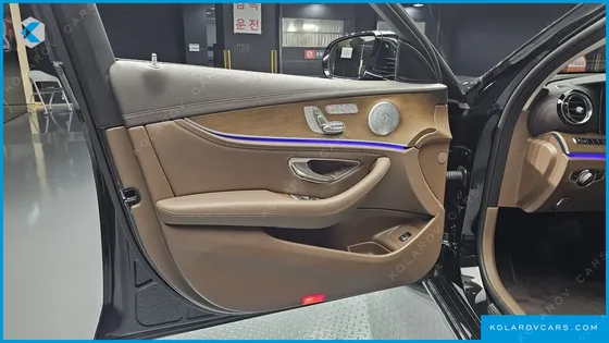 MERCEDES E-CLASS E300 4MATIC EXCLUSIVE