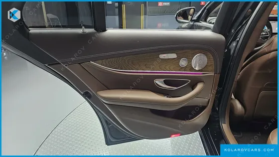 MERCEDES E-CLASS E300 4MATIC EXCLUSIVE