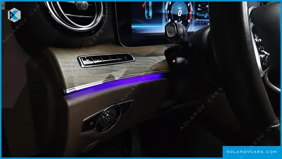 MERCEDES E-CLASS E300 4MATIC EXCLUSIVE