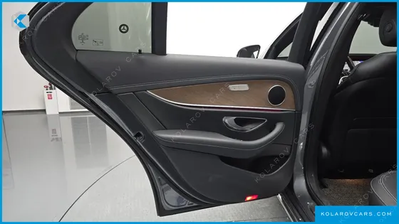 MERCEDES E-CLASS E250 EXCLUSIVE