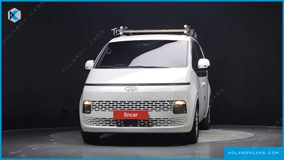 HYUNDAI STARIA CARGO 5-SEATER