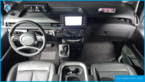 HYUNDAI STARIA CARGO 5-SEATER