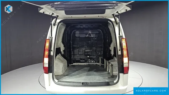 HYUNDAI STARIA CARGO 5-SEATER