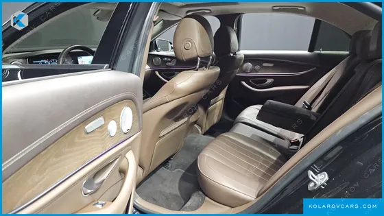 MERCEDES E-CLASS E300 4MATIC EXCLUSIVE