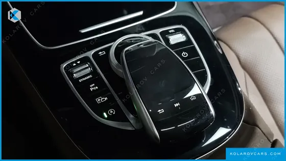 MERCEDES E-CLASS E300 4MATIC EXCLUSIVE