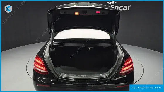 MERCEDES E-CLASS E300 4MATIC EXCLUSIVE